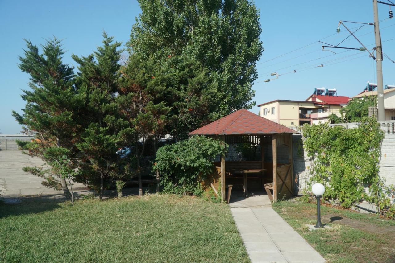 Радуга Курортная Гостиница Затока Экстерьер фото